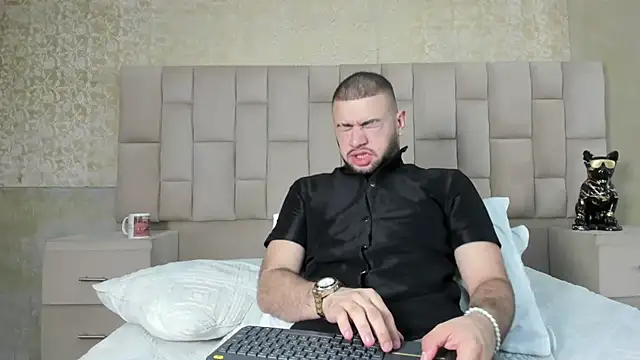 Snapshot of MaximusDick1_ chatting on 11, 10, 2025 MaximusDick1 online show from 11, 10, 2025