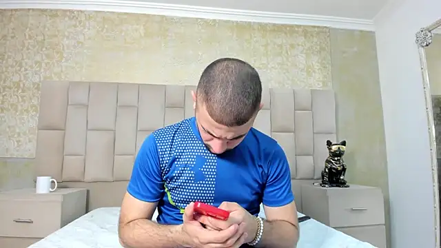 Snapshot of MaximusDick1_ chatting on 27, 10, 2025 MaximusDick1 online show from 27, 10, 2025