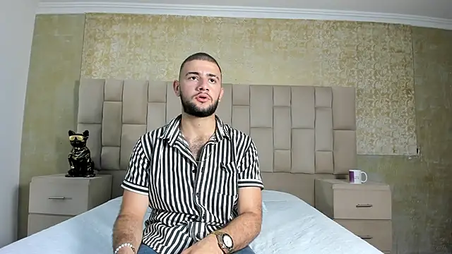 MaximusDick1  online show from 23, 11, 2025