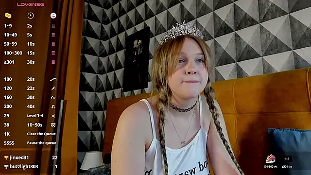 MaryShiotta online show from 27, 2, 2025