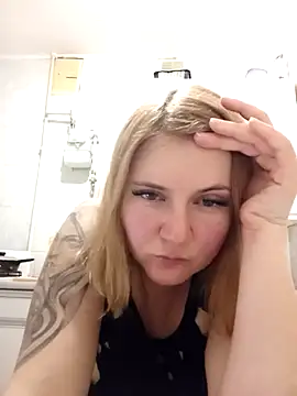 Snapshot of SckayilaGray chatting on 27, 11, 2025 SckayilaGray online show from 27, 11, 2025