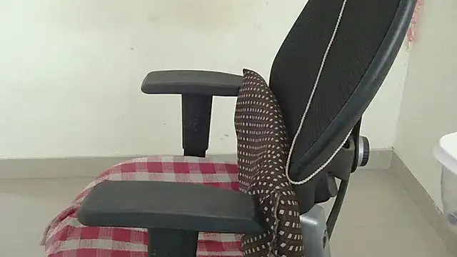 Snapshot of punemodel chatting on 24, 2, 2026 punemodel online show from 24, 2, 2026