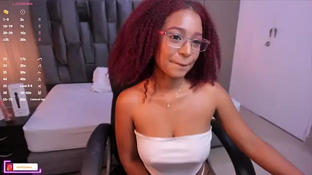 Snapshot of Lorena_Vieira_ chatting on 14, 1, 2025 Lorena Vieira online show from 14, 1, 2025