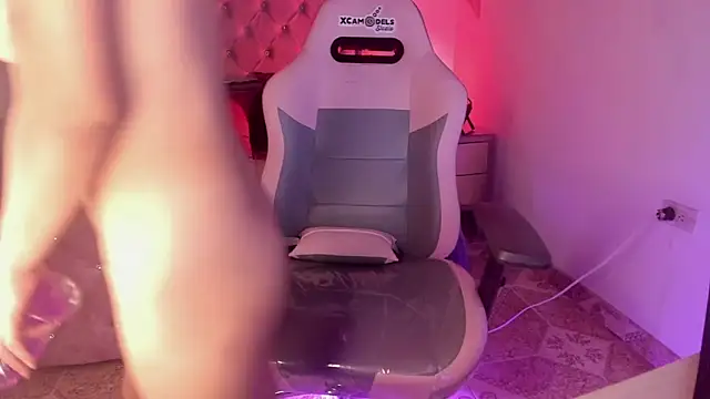 Snapshot of sofi_soft_ chatting on 15, 2, 2025 sofi soft online show from 15, 2, 2025