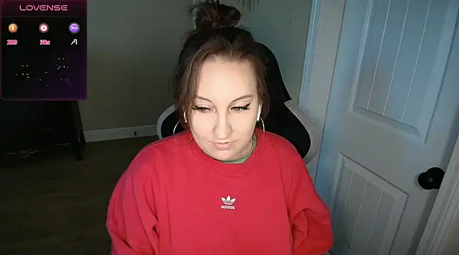 Snapshot of Brooklyn_Bee chatting on 20, 3, 2025 Brooklyn Bee online show from 20, 3, 2025