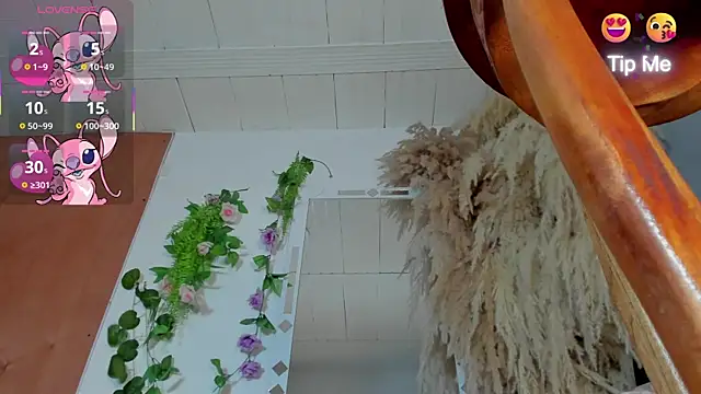 adhara hotter online show from 8, 10, 2025