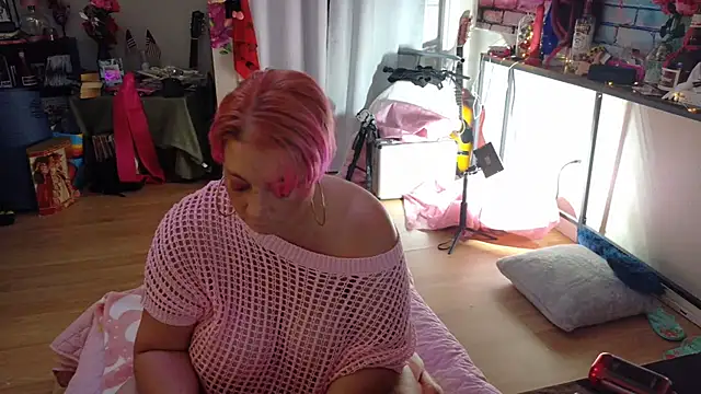 Luna1984 online show from 23, 9, 2025