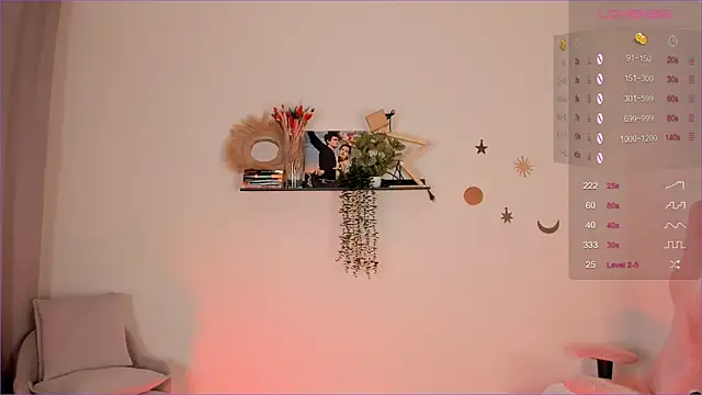 Snapshot of Cassie_Ice chatting on 28, 10, 2025 Cassie Ice online show from 28, 10, 2025