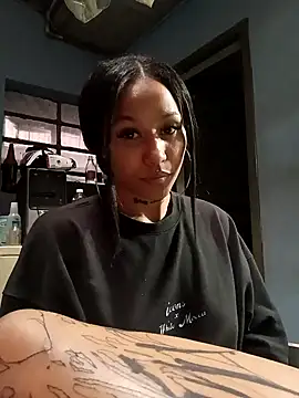 Snapshot of devi_black13_ chatting on 24, 12, 2024 devi black13 online show from 24, 12, 2024