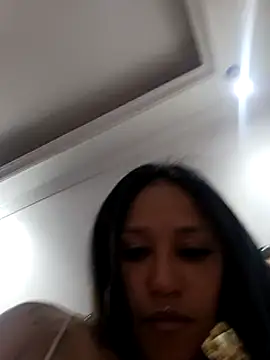 Snapshot of devi_black13_ chatting on 4, 2, 2025 devi black13 online show from 4, 2, 2025