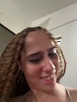 HannaSmiith online show from 4, 2, 2025