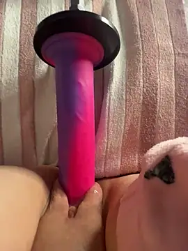 Snapshot of luisa1 chatting on 11, 11, 2025 luisa1 online show from 11, 11, 2025