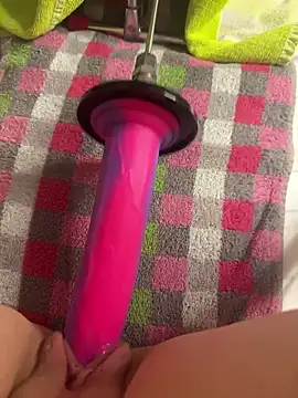 Snapshot of luisa1 chatting on 20, 11, 2025 luisa1 online show from 20, 11, 2025