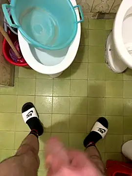 Snapshot of Miky_21 chatting on 13, 9, 2025 Miky 21 online show from 13, 9, 2025