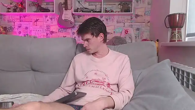 Mike Burn online show from 24, 2, 2025