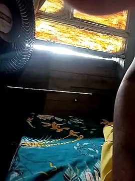 Snapshot of luna_hell chatting on 4, 12, 2024 luna hell online show from 4, 12, 2024