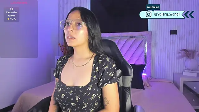 Valery wang online show from 19, 11, 2025