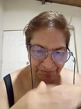 Snapshot of florecita69 chatting on 14, 11, 2025 florecita69 online show from 14, 11, 2025