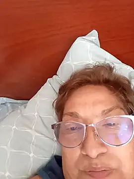 Snapshot of florecita69 chatting on 19, 11, 2025 florecita69 online show from 19, 11, 2025