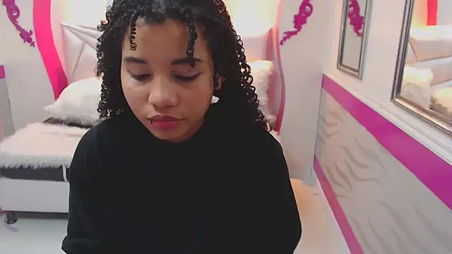 Mayaa ross online show from 19, 12, 2024