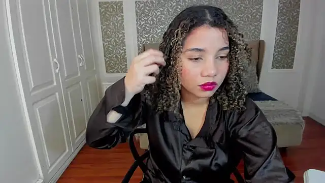 Mayaa ross online show from 10, 10, 2025