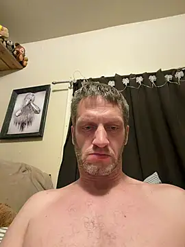 Hornyguynotshy198214 online show from 15, 3, 2026