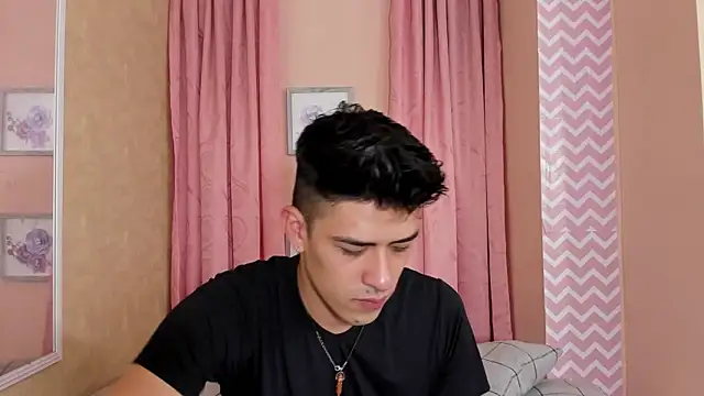 Snapshot of Ryan_Clark_ chatting on 21, 12, 2024 Ryan Clark online show from 21, 12, 2024