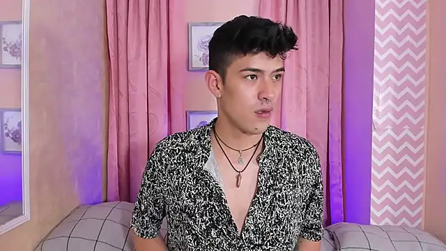 Snapshot of Ryan_Clark_ chatting on 29, 12, 2024 Ryan Clark online show from 29, 12, 2024