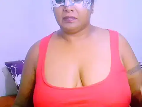 Mysterylady143 online show from 1, 1, 2025