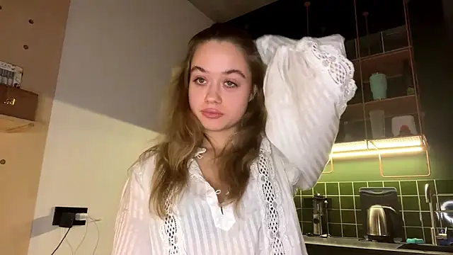 Snapshot of Celeste_Glow chatting on 11, 12, 2024 Celeste Glow online show from 11, 12, 2024