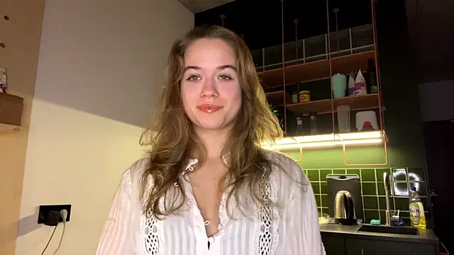 Snapshot of Celeste_Glow chatting on 16, 12, 2024 Celeste Glow online show from 16, 12, 2024