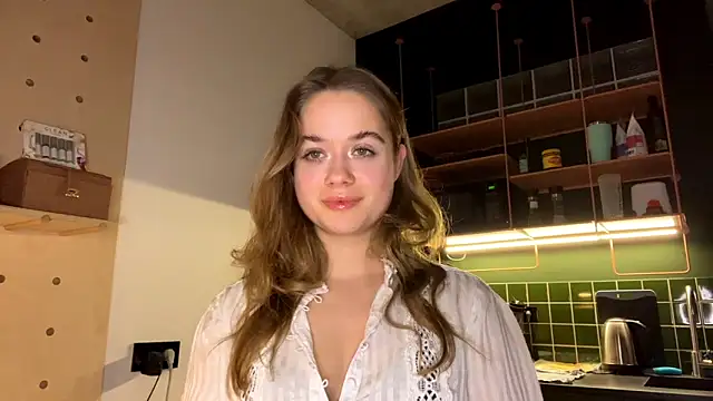 Snapshot of Celeste_Glow chatting on 20, 12, 2024 Celeste Glow online show from 20, 12, 2024