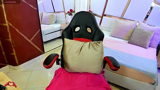 laris park online show from 2, 1, 2025