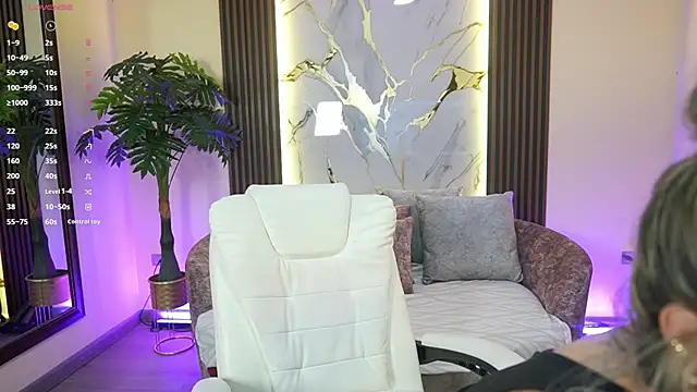 AlliceRouse online show from 17, 10, 2025