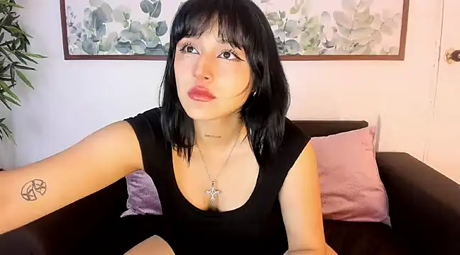 HiromiChan  online show from 12, 12, 2024