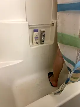 Snapshot of Mingtian4117 chatting on 18, 11, 2025 Mingtian4117 online show from 18, 11, 2025