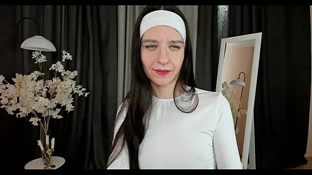 helentasty online show from 2, 2, 2025