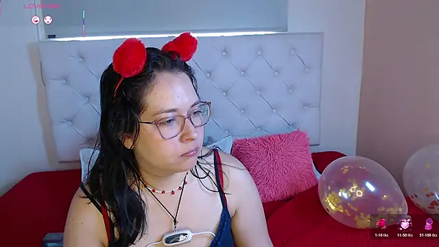 May Carlier online show from 15, 2, 2026