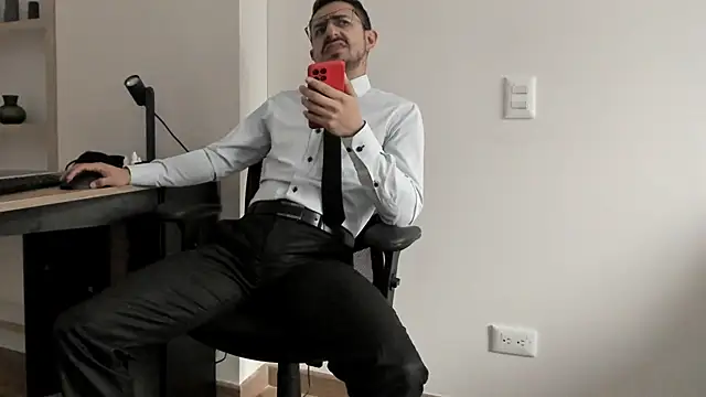 pablo-rincon95 online show from 28, 12, 2024