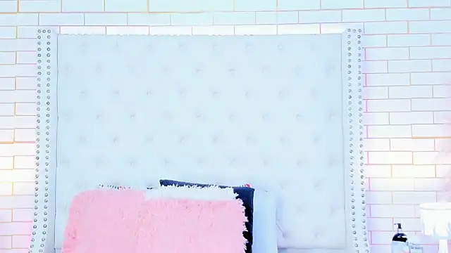 Krystal cambell1 online show from 5, 3, 2026