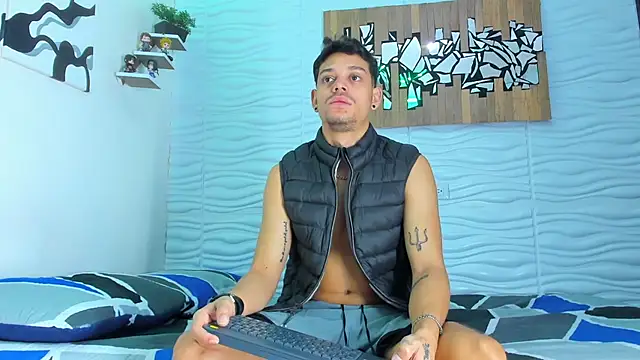 Snapshot of Friendsofeverything_ chatting on 19, 9, 2025 Friendsofeverything online show from 19, 9, 2025