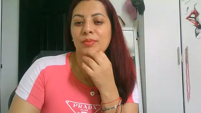 Anne kis online show from 17, 10, 2025