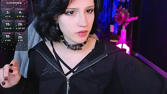 dark vamp  online show from 31, 1, 2025