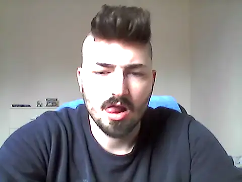 Snapshot of Hkl95555 chatting on 26, 10, 2025 Hkl95555 online show from 26, 10, 2025