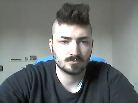 Snapshot of Hkl95555 chatting on 6, 11, 2025 Hkl95555 online show from 6, 11, 2025