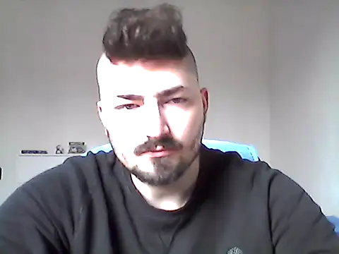 Snapshot of Hkl95555 chatting on 16, 11, 2025 Hkl95555 online show from 16, 11, 2025