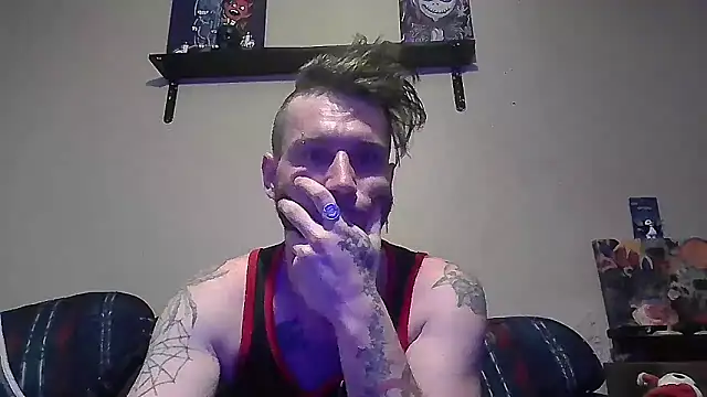 Snapshot of AlvinFoxx chatting on 5, 1, 2025 AlvinFoxx online show from 5, 1, 2025