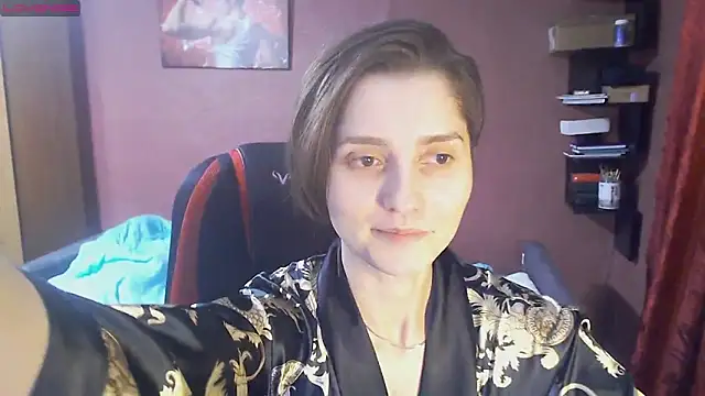 womanstrong78 online show from 17, 1, 2025