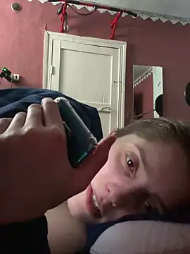 womanstrong78 online show from 12, 3, 2025