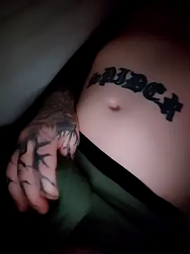 Snapshot of B1GBoyUk chatting on 2, 12, 2025 B1GBoyUk online show from 2, 12, 2025